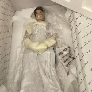 NIB PRINCESS KATE BRIDE DOLL